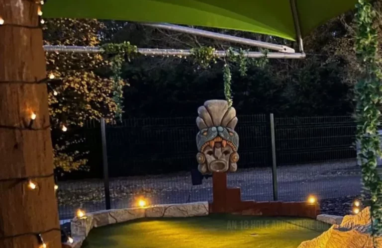 Aztec Adventure Golf