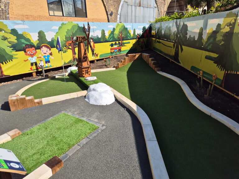 Putt and Play course in Lambeth