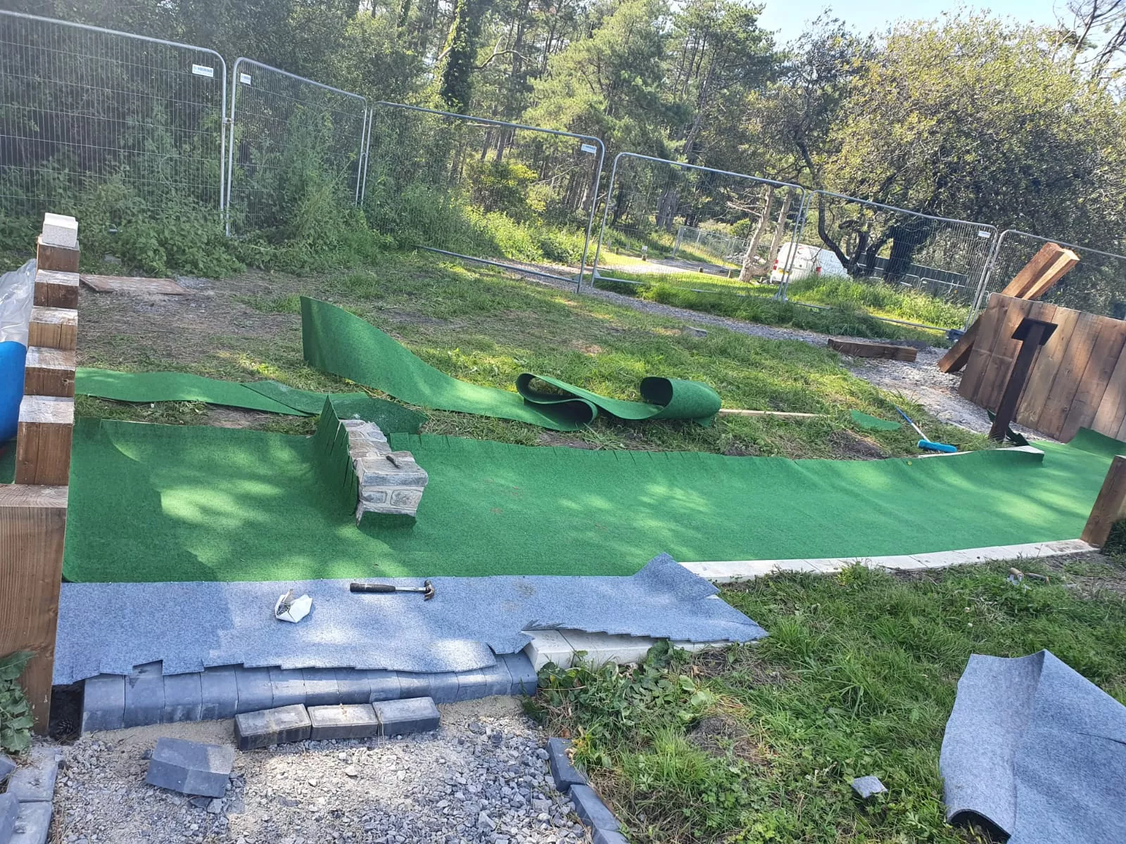 Putting surface and borders taking shape during construction