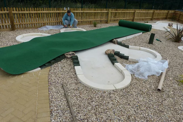 laying-the-felt-68f25143bed30