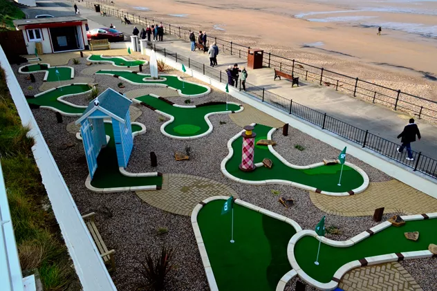 looking-west-68f23e804cf53